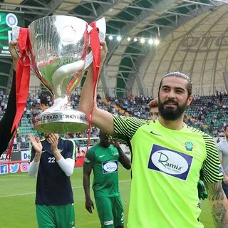 Galatasaray'ın istediği Fatih Öztürk, Beşiktaş yolunda