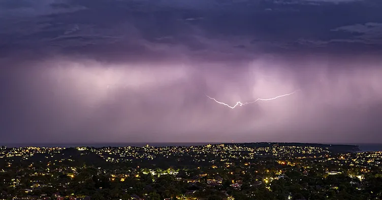 Güney Afrika’da yıldırım can aldı