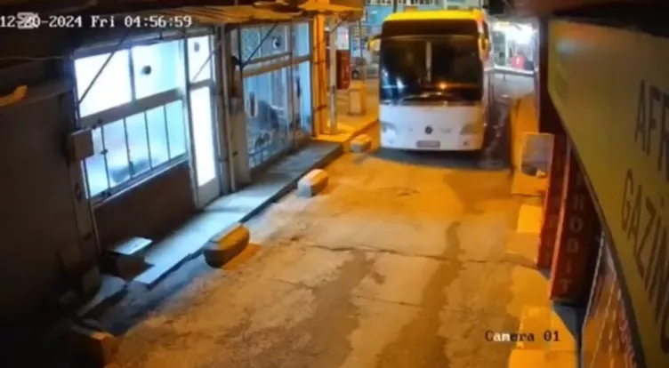 Yolcu otobüsünü çalıp araçlara zarar vermişti: Görüntüler ortaya çıktı!
