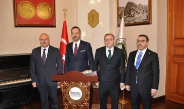 Kürşad Zorlu: Türk devletlerini bir araya getirmek için koşturuyoruz, çalışıyoruz #kars