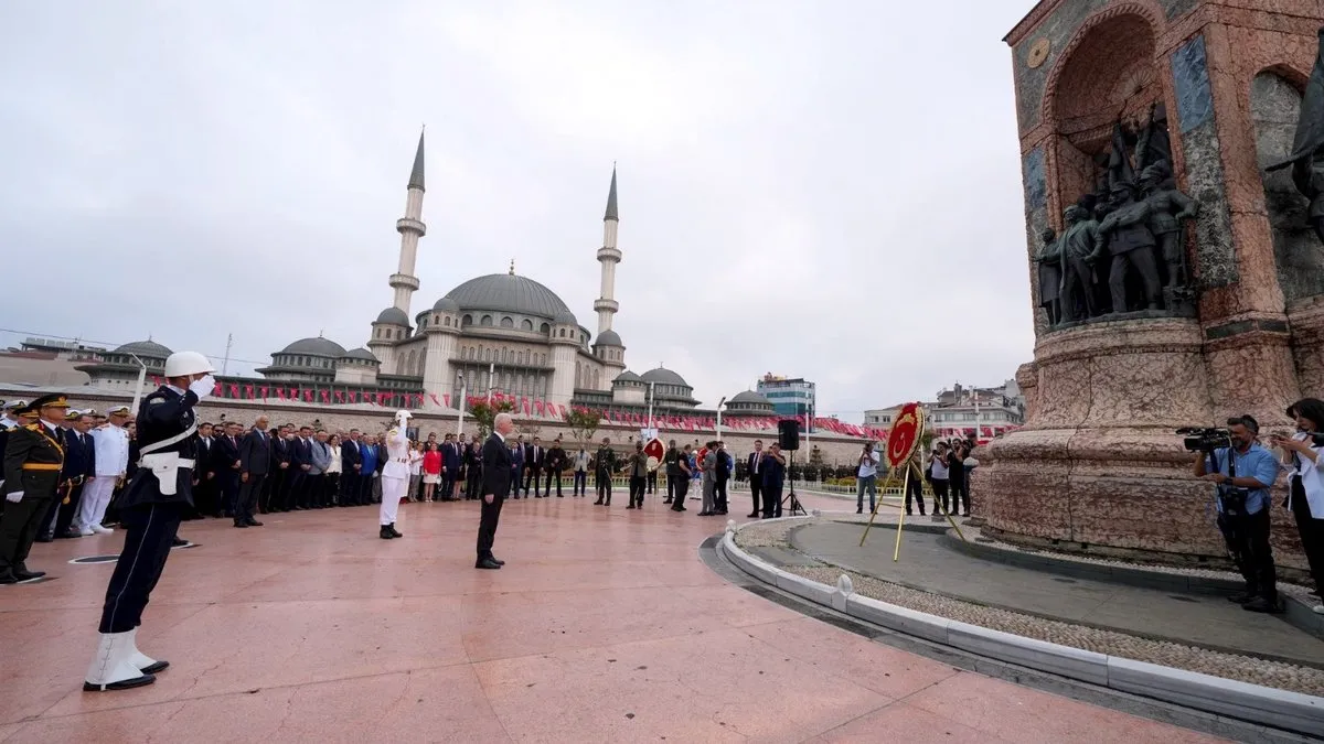 Cumhuriyetimizin 102. Yılı İstanbul’da coşku ile kutlanacak Cumhuriyetimizin 102. Yılı İstanbul’da coşku ile kutlanacak