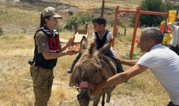 Tunceli Valiliği'nden çocuklara özel pizza ve palyaço eğlencesi #tunceli