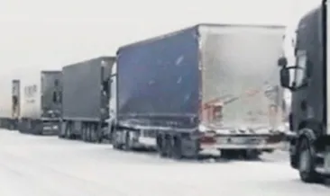 Türk TIR’ları sınırda kaldı