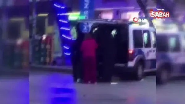 Gözaltına alınırken 'sen kimsin ulan' diyerek polise böyle tekme attı | Video