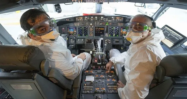 Thy Nin Ucus Ekibi Koronavirusten Olen Meslektaslarini Unutmadi Son Dakika Haberler