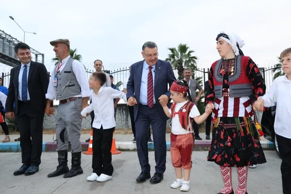 trabzon-horon-ve-muzik-festivali-coskuyla-basladi-1783760879191.jpg