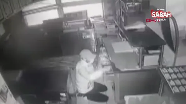 Bursa'da iş yerindeki bozuk paraları çalan hırsız güvenlik kamerasında | Video