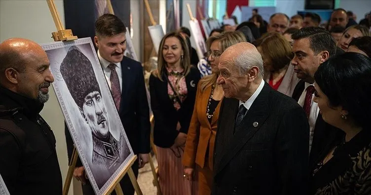 MHP Genel Başkanı Bahçeli Yeni Yüzyılın Kara Kalem Sergisini açtı