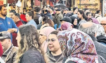 Eminönü’nde bayram alışverişi yoğunluğu