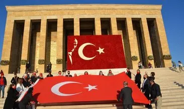 Şehit aileleri Anıtkabir ve Polis Müzesi’ni ziyaret etti