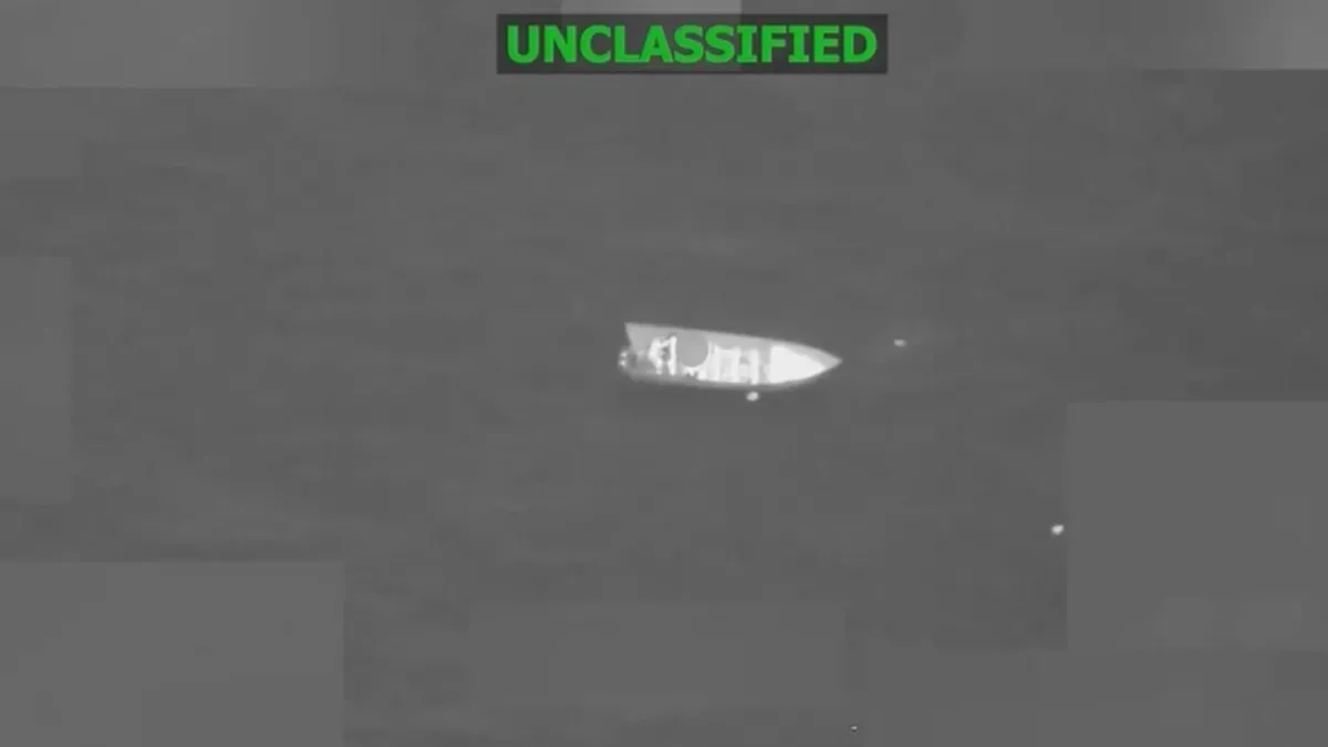 ABD’den uyuşturucu taşıyan bir tekneye daha saldırı: 4 ölü ABD’den uyuşturucu taşıyan bir tekneye daha saldırı: 4 ölü