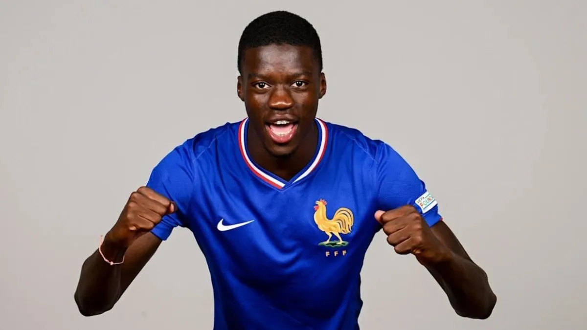 Chelsea, Strasbourg’dan Mamadou Sarr’ı açıkladı! Chelsea, Strasbourg’dan Mamadou Sarr’ı açıkladı!