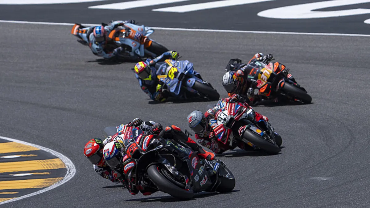 MotoGP'nin İtalya'daki 7. etabında zafer Bezzecchi'nin! MotoGP'nin İtalya'daki 7. etabında zafer Bezzecchi'nin!