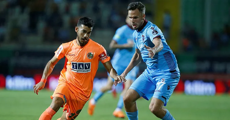 Trabzonspor 3 puanı Alanya’da bıraktı