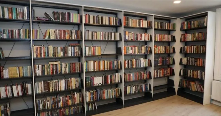Ahmet Kekeç’in şahsi kütüphanesinden 1000 kitap bağışlandı