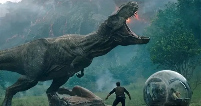 Jurassic World filminin konusu ne? Jurassic World filmi oyuncuları kimler?