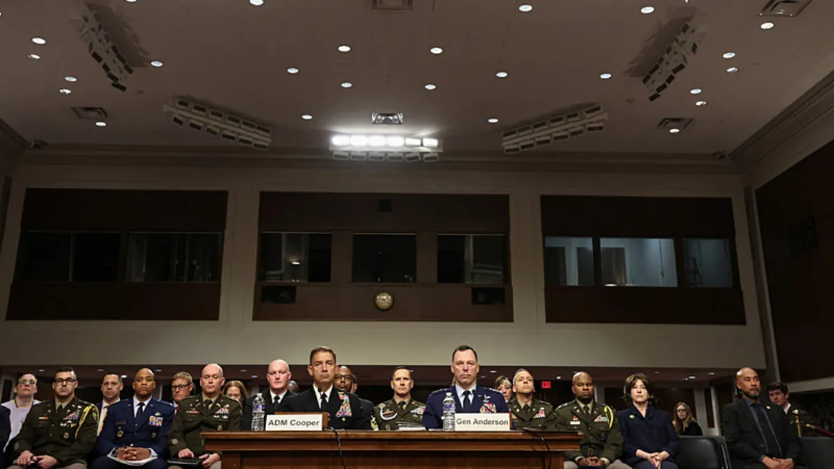 ABD Komitesi’nden CENTCOM’a sorumluluk çağrısı: “İran’da ne olduğu açıkça görülüyor” ABD Komitesi’nden CENTCOM’a sorumluluk çağrısı: “İran’da ne olduğu açıkça görülüyor”