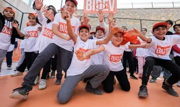 Şehit Ahmet Demir Orta Okulu öğrencileri basketbol sahasına kavuştu #adiyaman
