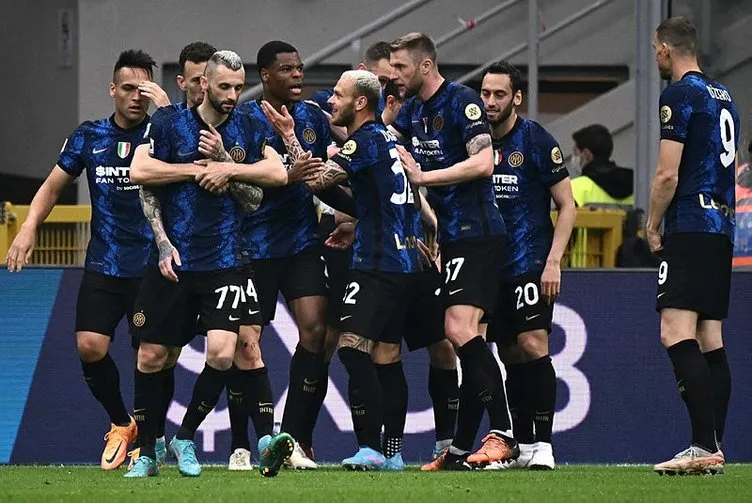 Son dakika: Hakan Çalhanoğlu maça damga vurdu! Inter’i zirveye taşıdı...