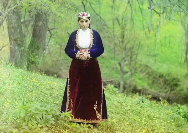 100 yıl öncesinden çıkıp gelen fotoğraflar