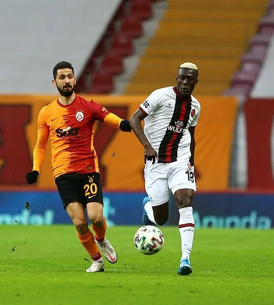 SON DAKİKA: Galatasaray’a yeni Onyekuru! Fatih Terim transferi istiyor işte o teklif...