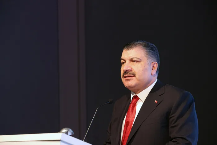 son-dakika-haberi-bakan-fahrettin-kocadan-saglikta-siddet-aciklamasi-yeni-yasal-duzenlemelere-vurgu-yapti-1647968459411.jpg