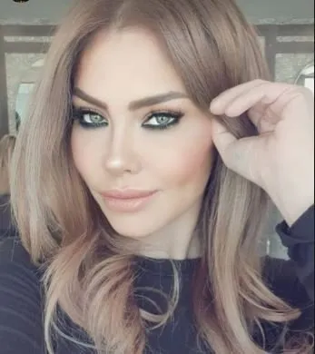 Anne oldu! Sahra Işık oğlu Pamir&#39;i kucağına aldı!