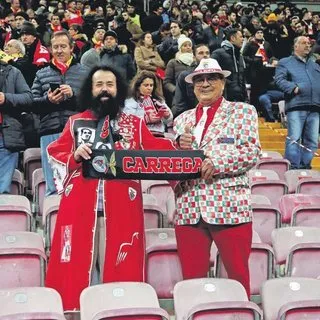 Türk Telekom doldu Galatasaray para bastı