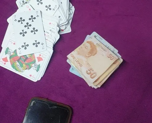 Kahramanmaraş’ta kumar oynayan 4 kişiye ceza
