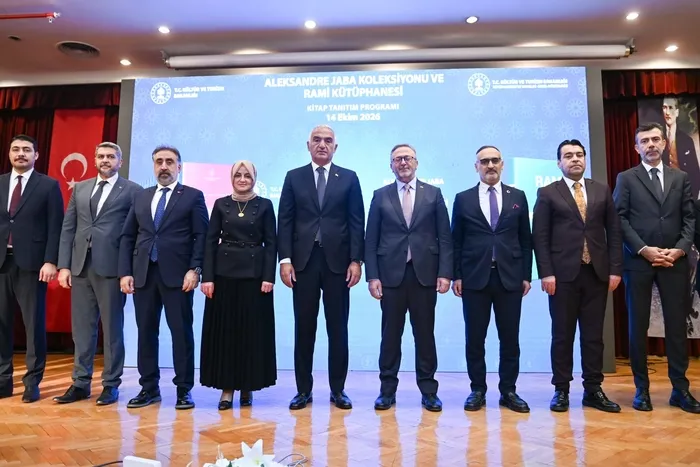 bakan-ersoydan-milli-kutuphanede-birlik-mesaji-her-eseri-her-dili-ortak-mirasimizin-bir-parcasi-olarak-goruyor-1791970865253.jpg