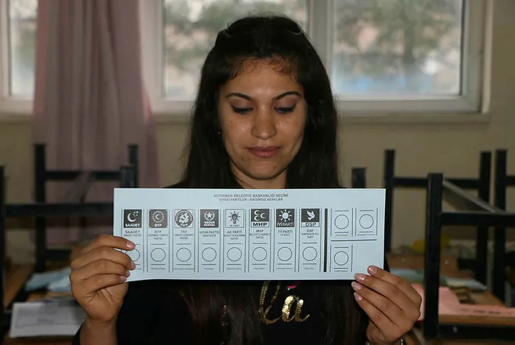 Türkiye sandık başında! 57 milyon seçmen tercihini yapıyor