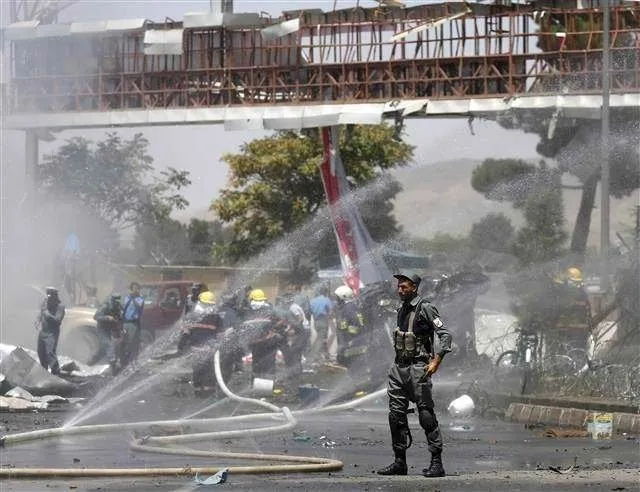 Kabil Havalimanı’nda büyük patlama