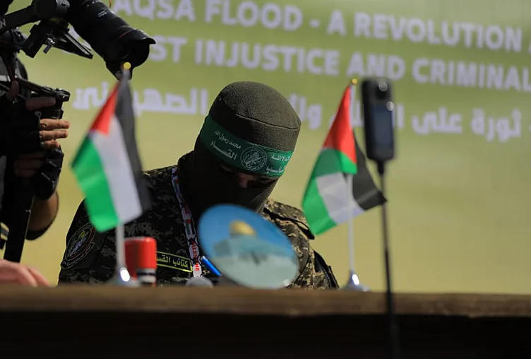 Gergin bekleyiş sürüyor: Ateşkesin yeni aşaması için hazırlıklar tamamlandı! Hamas ve İsrail’den peş peşe açıklamalar