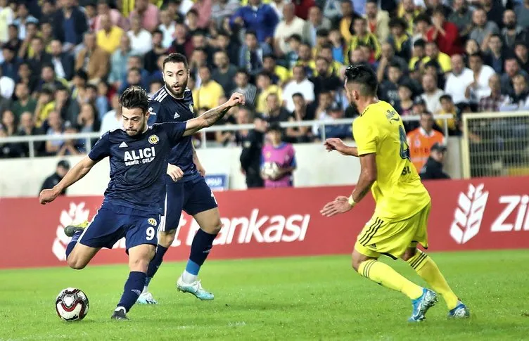 Tarsus İdman Yurdu maçında Fenerbahçe’nin yedekleri nasıl oynadı?