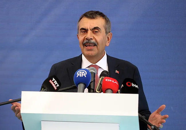 milli-egitim-bakani-yusuf-tekin-cocuklarimiz-oyunlar-ile-insani-degerlerini-kaybediyor-1789811917007.jpg Milli Eğitim Bakanı Yusuf Tekin: Çocuklarımız oyunlar ile insani değerlerini kaybediyor