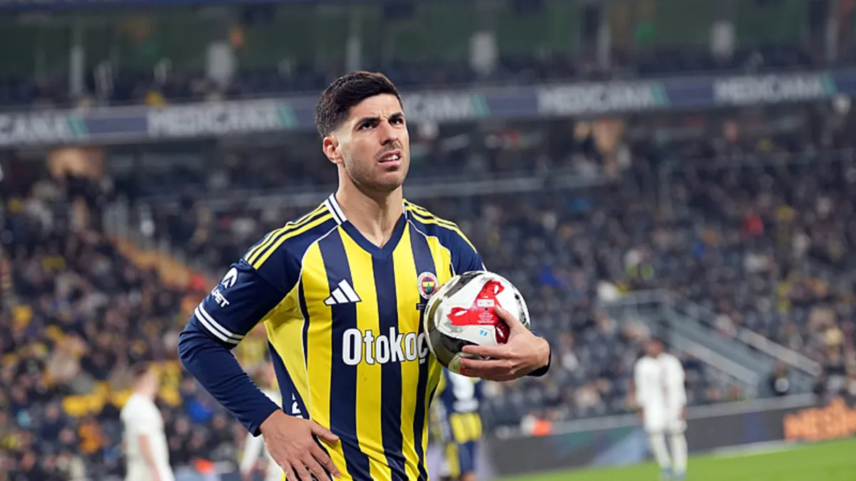 Fenerbahçe'de Mert Hakan ve Asensio'nun durumu netleşiyor