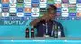 Paul Pogba basın toplantısında bira şişesini masadan kaldırdı | Video
