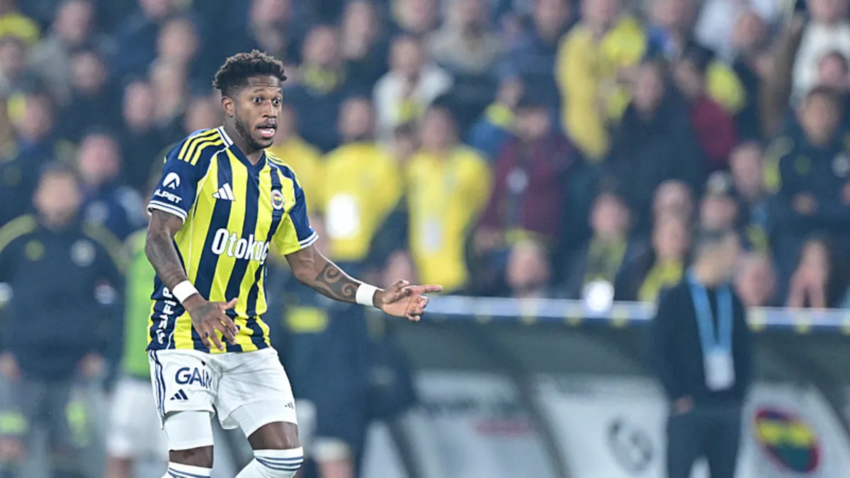 Fred, Fenerbahçe'de 100. maçına çıktı Fred, Fenerbahçe'de 100. maçına çıktı