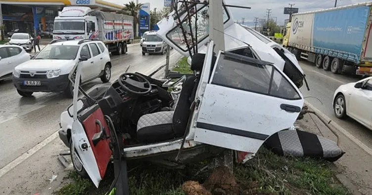 Bursa’da otomobil aydınlatma direğine çarptı: 1 ölü