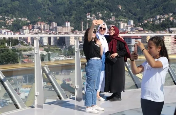 rizeyi-yilin-ilk-8-ayinda-bir-milyondan-fazla-turist-ziyaret-etti-1663841527337.jpg
