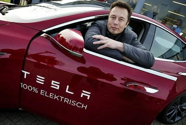 TESLA CYBERTRUCK'IN ÇIKIŞ TARİHİ BELLİ OLDU