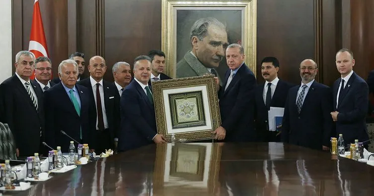 Cumhurbaşkanı Erdoğan’ın Çankaya’daki kabulü gerçekleşti