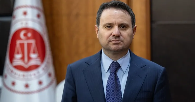 Bakan Gürlek’ten 19 Mayıs mesajı: Büyük ve güçlü Türkiye yolculuğumuzu kararlılıkla sürdüreceğiz