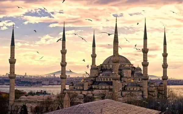 Regaip Kandili ne zaman? Regaip Kandili'nde hangi dualar okunur nasıl ibadet edilir?