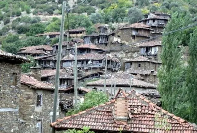 Türkiye’nin hayalet köyü: Lübbey