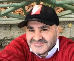 Şafak Sezer 9 odalı malikanesini satışa çıkardı... Oyuncu Şafak Sezer'in 10 milyon liralık villasını görenler hayran kalıyor