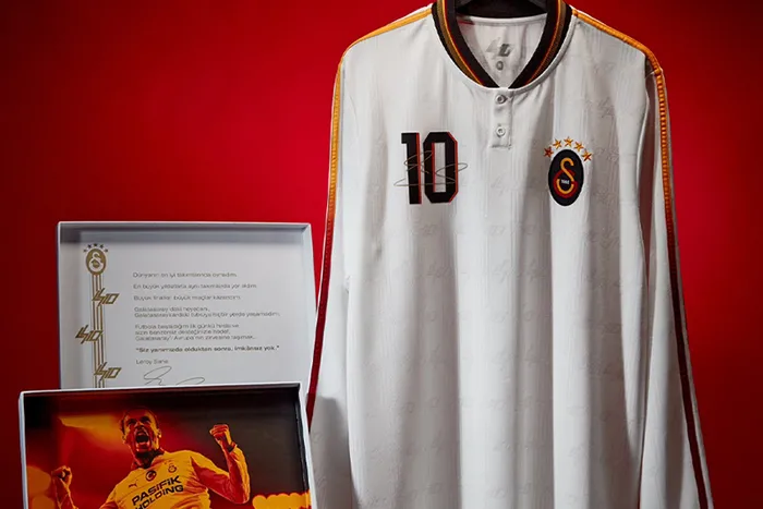 leroy-saneden-galatasaray-itirafi-hicbir-yerde-yasamadim-1770654826482.jpg