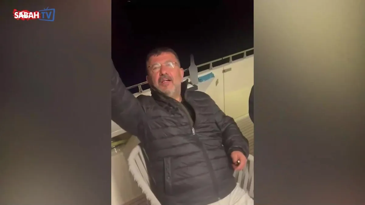 Skandal görüntüler ortaya çıktı! Antalya’da teleferik faciası yaşanırken CHP’liler yatta alem yapmış videosunu izle Skandal görüntüler ortaya çıktı! Antalya’da teleferik faciası yaşanırken CHP’liler yatta alem yapmış videosunu izle