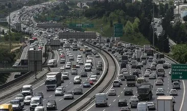 İstanbul’da sabah saatlerinde trafik yoğunluğu yaşanıyor