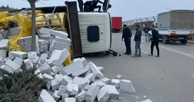 Ytong yüklü kamyon devrildi: 1 yaralı
